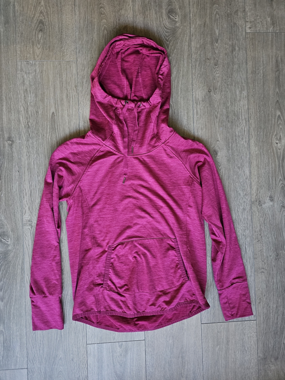 90 Degree By Reflex Women's Hooded Pullover in Fuchsia